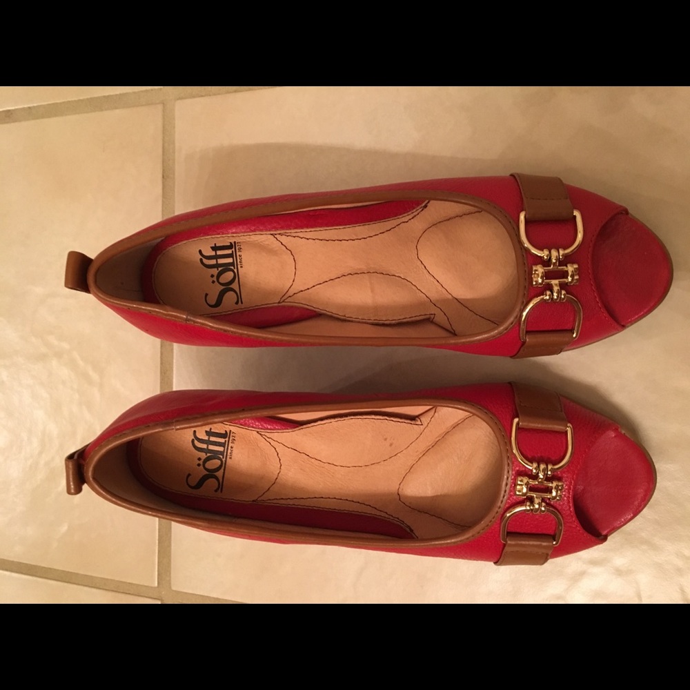 Sofft Red Camira wedges